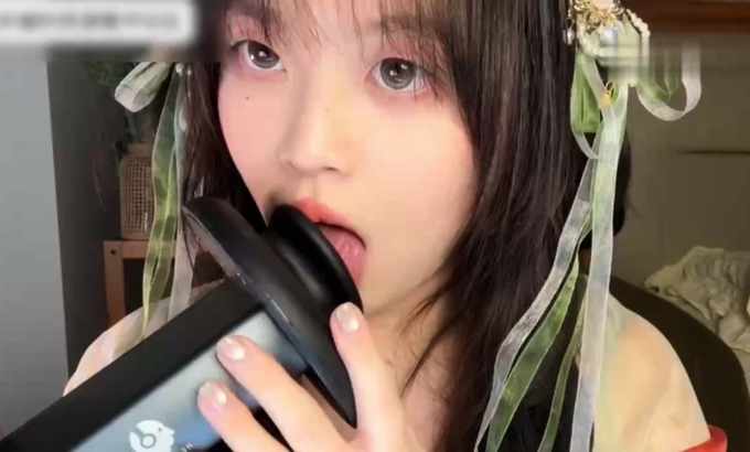 椰椰拿铁 asmr助眠 吃耳朵 耳道湿润