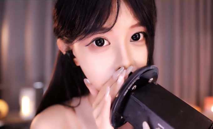 尤优baby ASMR 口腔音 舔耳