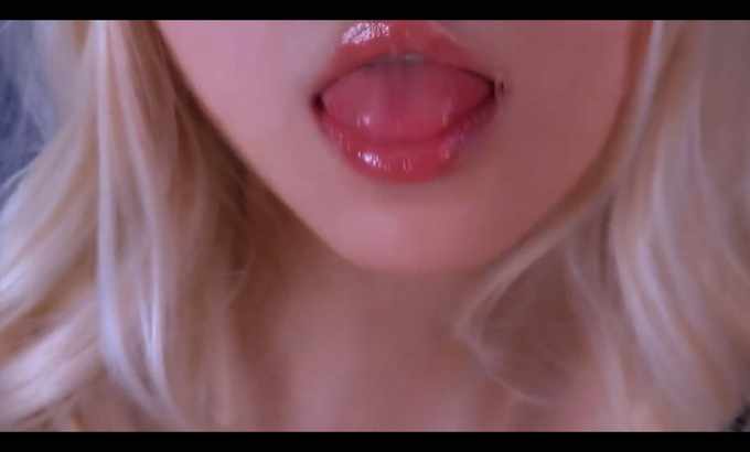 小羊咩/小羊喵 湿润舌头ASMR舔耳福利