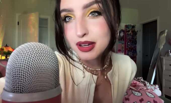 beebee ASMR | 重复我的介绍和结尾 Tingle Fest（beebeeasmr 介绍和结尾重复）🤍