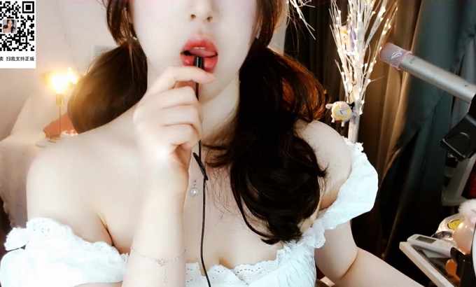 绮夏 口腔音弹舌ASMR舔耳福利