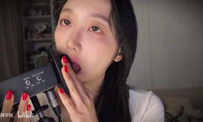 酥酥学姐 ASMR 新3Dio舔耳