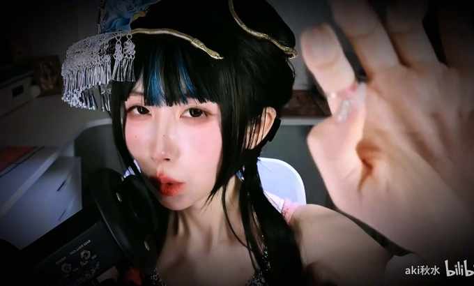 Aki秋水 ASMR 剪断烦恼+头皮按摩+视觉触发+prprpr