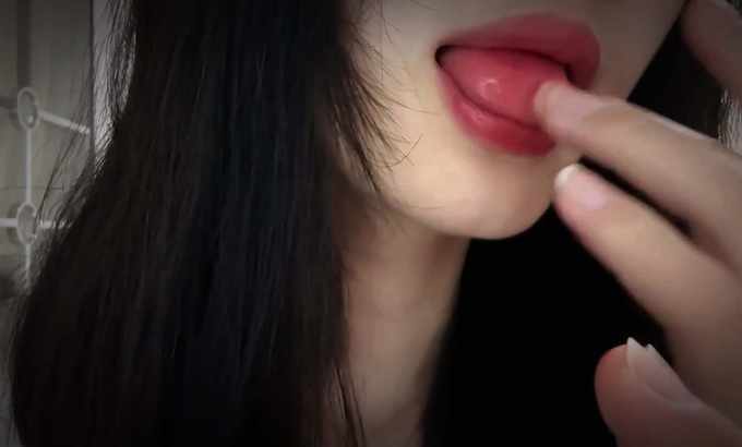 Nana困薯 ASMR 黏糊糊口水画➕棒棒糖🍭