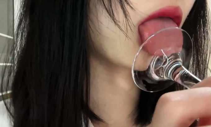 Nana困薯 ASMR 透明高脚杯底座和杯身