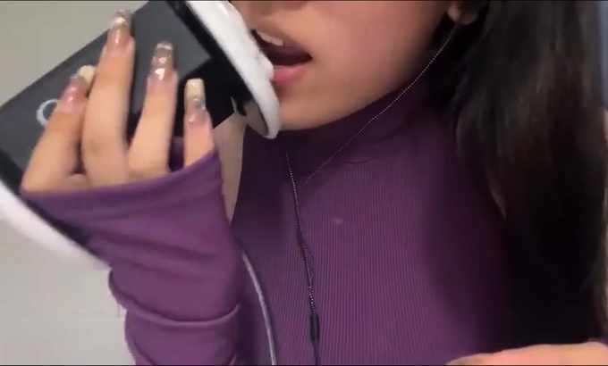 璐璐哄睡屋 舔耳10分钟