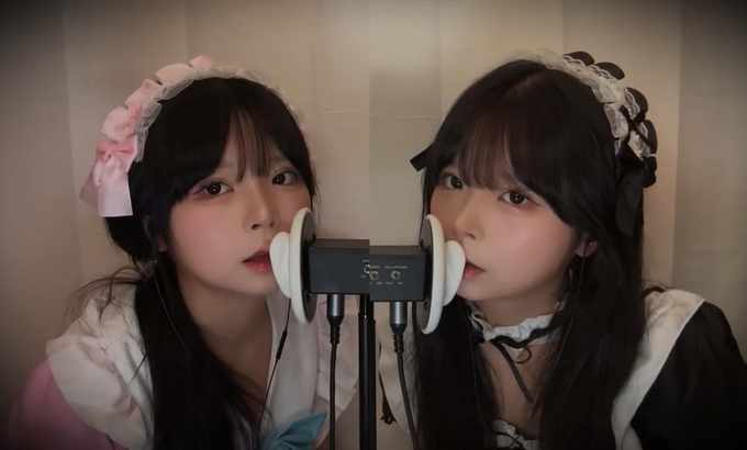 하녕 hanyung ASMR 双胞胎女仆双耳攻击👯‍♀️（嘴部声音+美人鱼式吹拂+清洁耳朵+按摩）