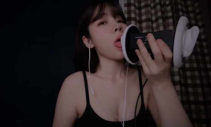 Yeonchu ASMR 耳朵刮舐