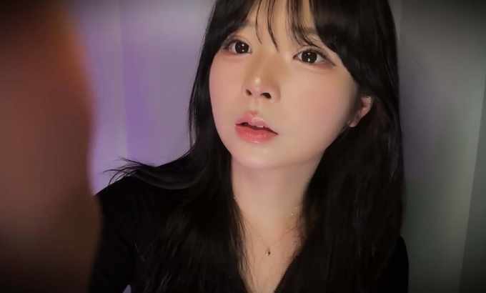 하녕 hanyung ASMR：我特意为你制作的1小时酥麻镜头轻敲声