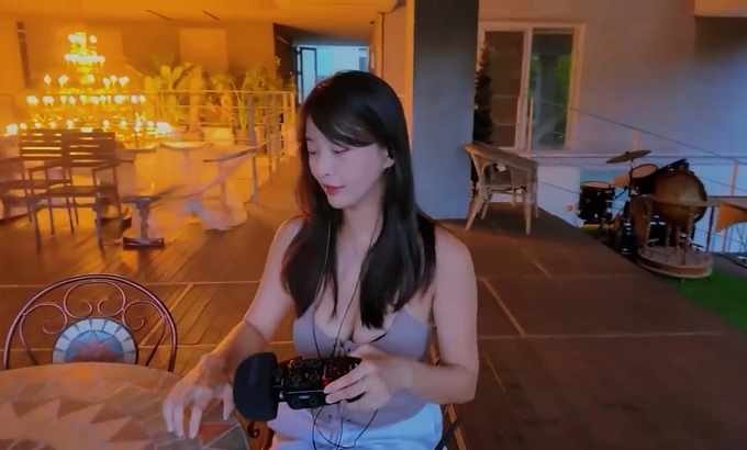 Fly-MIMO 日落前宁静的夏日散步 ASMR