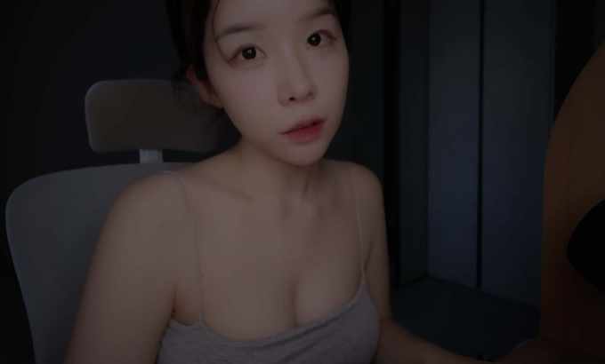 yeonchu ASMR 极品美女游戏重要还是男朋友重要？