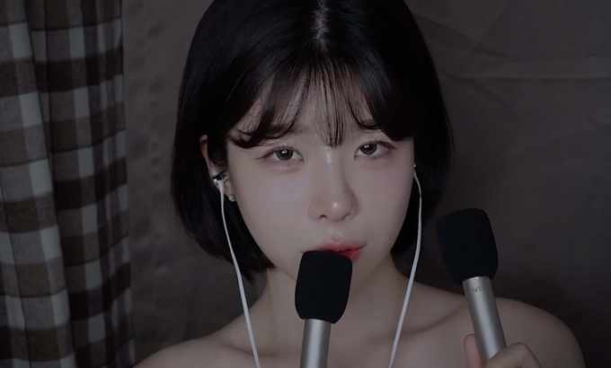 Yeonchu #ASMR   #Yeonchu    韩国小姐姐耳边吹气