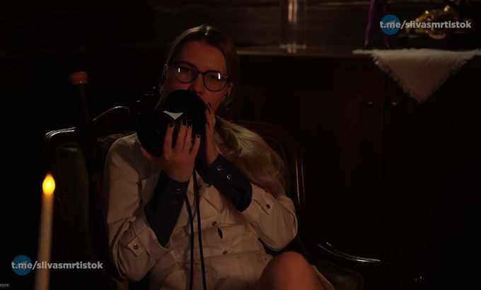 Mood #心情 - ASMR 哈琳·奎泽尔医生👩‍⚕️ 呼吸、亲吻、回声 - 心情