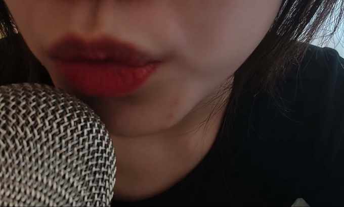 白喵助眠 ASMR 亲吻喵tp