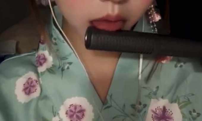 啵啵助眠 啵啵眠眠 ASMR 12月限定含麦亲吻合集