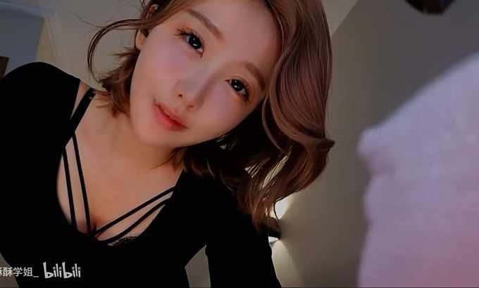 酥酥学姐 ASMR 小宝宝视角 喂奶哄睡洗白白