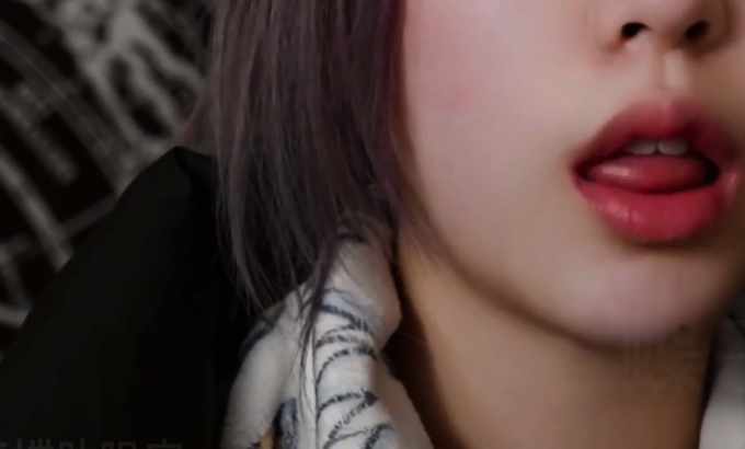 小凛蝶子 ASMR 2.13视觉系啵啵深入