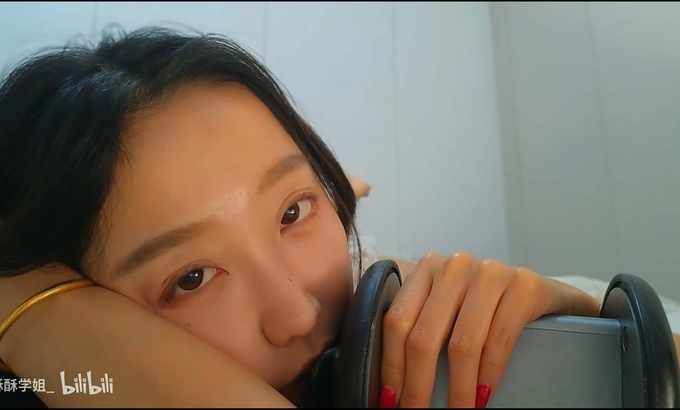 酥酥学姐 ASMR 哄男友睡觉觉 按摩 鼻息 亲亲
