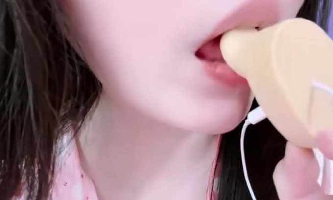 潇潇杨 ASMR 甜耳