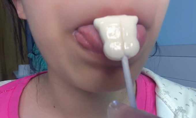 菜菜cyl不好吃 ASMR 牛头奶棒糖