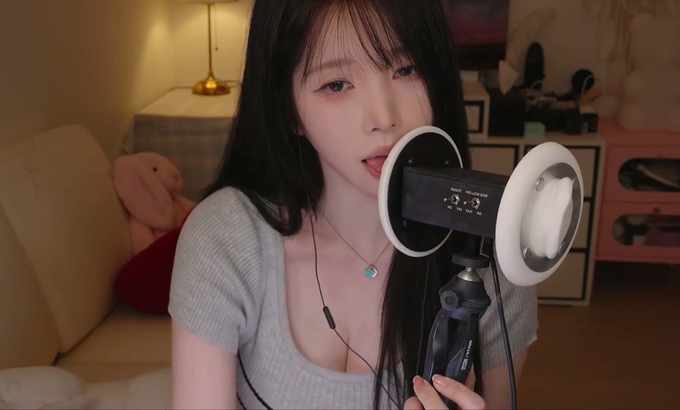 Yoon ying ASMR 耳朵舔舐+芦荟胶按摩💦🌙